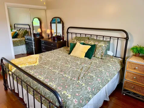 18 Gulliver Crescent Brampton ON L6S 1S9