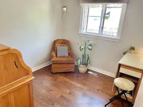 18 Gulliver Crescent Brampton ON L6S 1S9