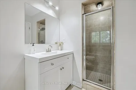 4810 Capri Crescent Burlington ON L7M 0H5