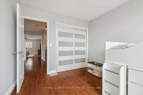 4810 Capri Crescent Burlington ON L7M 0H5