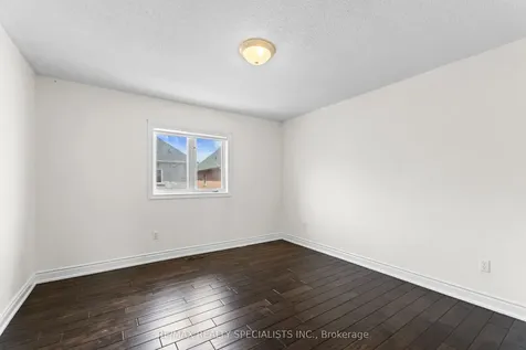 14 Banks Drive Brampton ON L6P 1C7