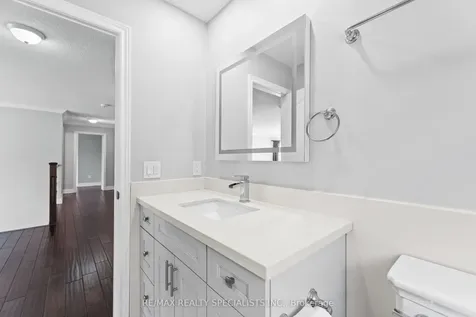 14 Banks Drive Brampton ON L6P 1C7