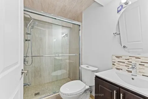 14 Banks Drive Brampton ON L6P 1C7