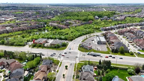 14 Banks Drive Brampton ON L6P 1C7