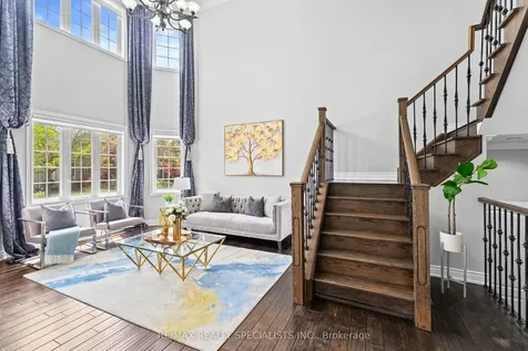 14 Banks Drive Brampton ON L6P 1C7