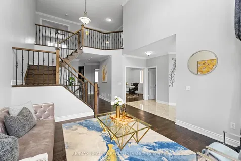 14 Banks Drive Brampton ON L6P 1C7