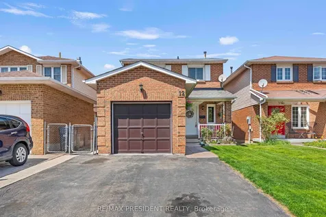 12 Summertime Court Brampton ON L6Z 2B4