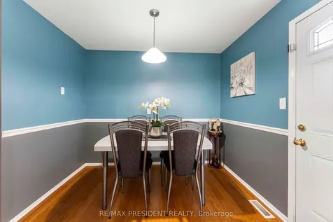 12 Summertime Court Brampton ON L6Z 2B4