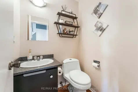 12 Summertime Court Brampton ON L6Z 2B4