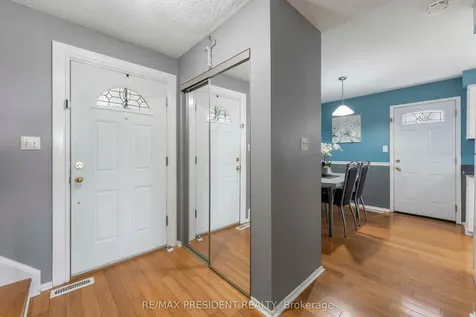 12 Summertime Court Brampton ON L6Z 2B4