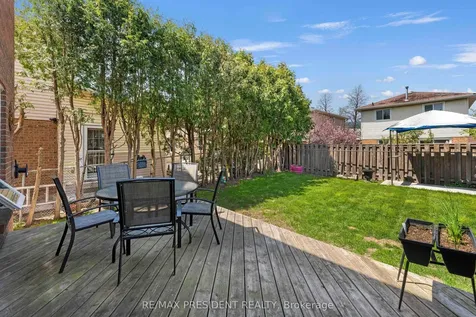 12 Summertime Court Brampton ON L6Z 2B4