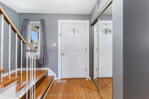 12 Summertime Court Brampton ON L6Z 2B4