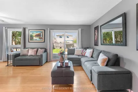 12 Summertime Court Brampton ON L6Z 2B4