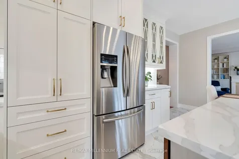 13 Belleville Drive Brampton ON L6P 1V7