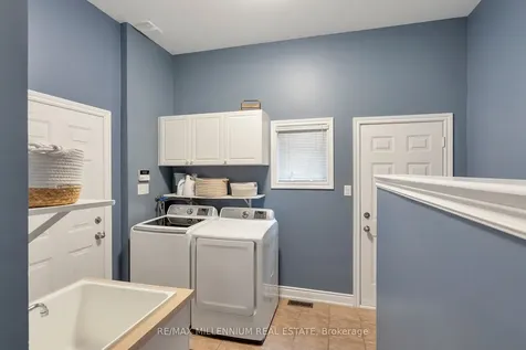 13 Belleville Drive Brampton ON L6P 1V7