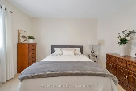 13 Belleville Drive Brampton ON L6P 1V7