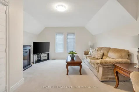 13 Belleville Drive Brampton ON L6P 1V7