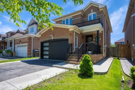 14 Sunny Glen Crescent Brampton ON L7A 2C6