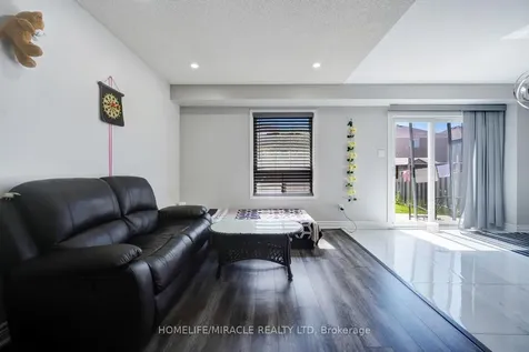 14 Sunny Glen Crescent Brampton ON L7A 2C6