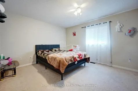 14 Sunny Glen Crescent Brampton ON L7A 2C6