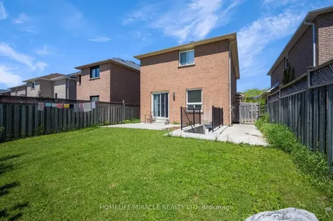 14 Sunny Glen Crescent Brampton ON L7A 2C6