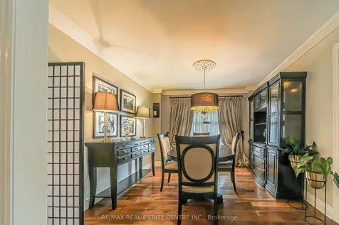 59 Lord Simcoe Drive Brampton ON L6S 5G7