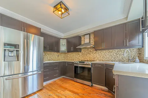 59 Lord Simcoe Drive Brampton ON L6S 5G7