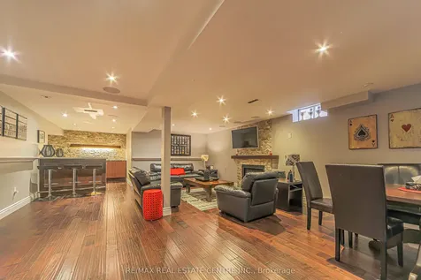 59 Lord Simcoe Drive Brampton ON L6S 5G7