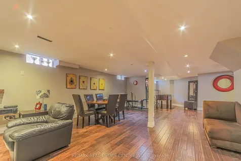 59 Lord Simcoe Drive Brampton ON L6S 5G7