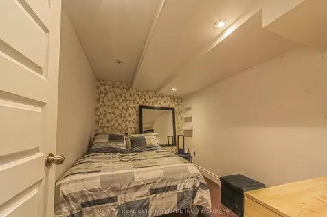 59 Lord Simcoe Drive Brampton ON L6S 5G7