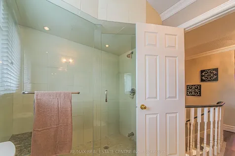 59 Lord Simcoe Drive Brampton ON L6S 5G7