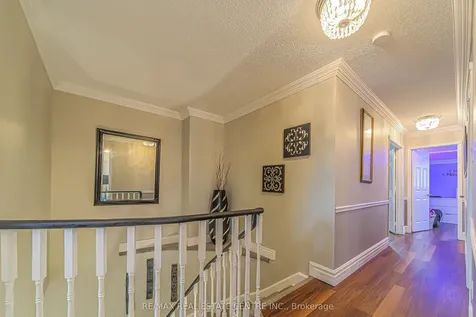 59 Lord Simcoe Drive Brampton ON L6S 5G7