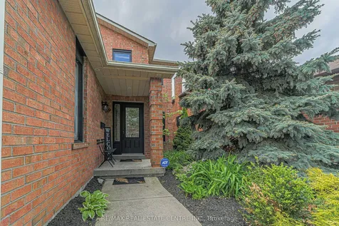 59 Lord Simcoe Drive Brampton ON L6S 5G7