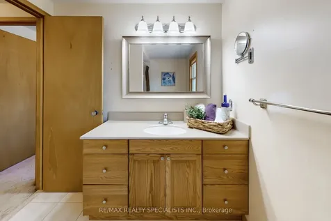 34 Schubert Crescent Brampton ON L6Y 2R1