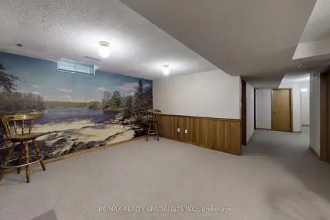 34 Schubert Crescent Brampton ON L6Y 2R1