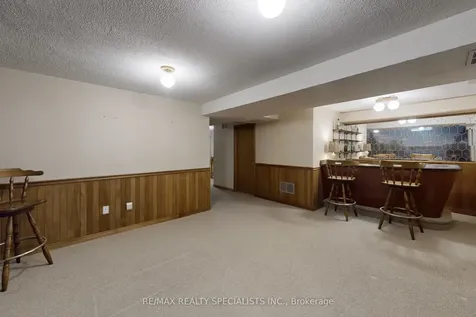 34 Schubert Crescent Brampton ON L6Y 2R1