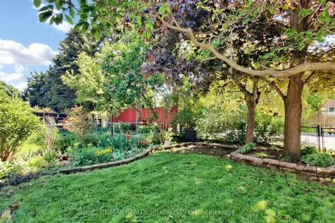 34 Schubert Crescent Brampton ON L6Y 2R1