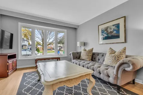 75 Juniper Crescent Brampton ON L6S 1J9