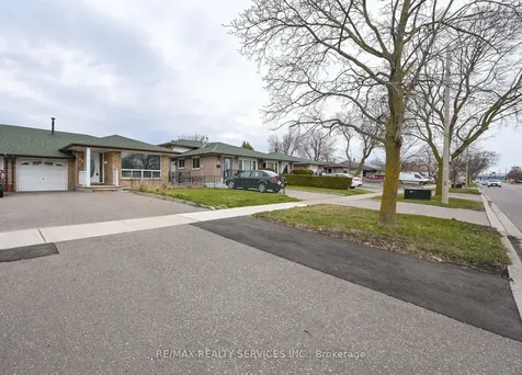 140 Clarence Street Brampton ON L6W 1S9