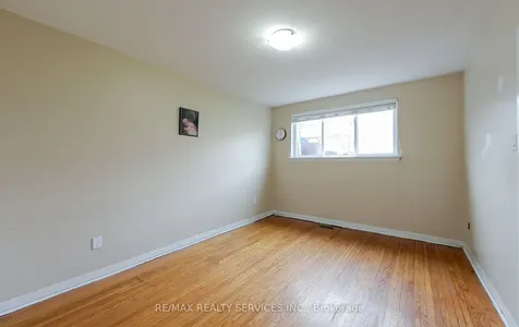 140 Clarence Street Brampton ON L6W 1S9