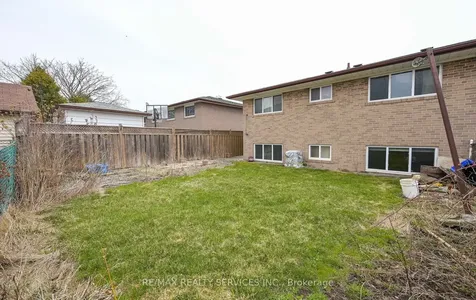 140 Clarence Street Brampton ON L6W 1S9