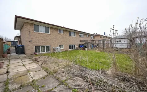 140 Clarence Street Brampton ON L6W 1S9