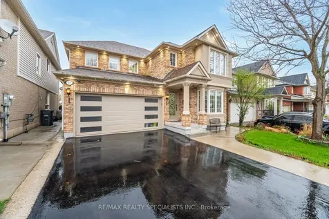 11 Redcastle Street Brampton ON L7A 1P1