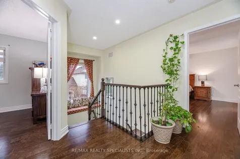 11 Redcastle Street Brampton ON L7A 1P1