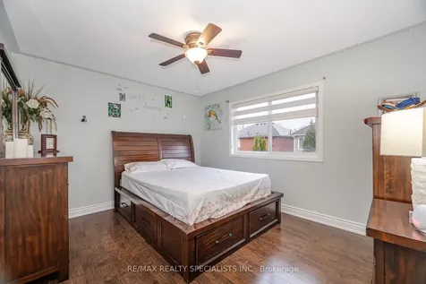 11 Redcastle Street Brampton ON L7A 1P1