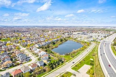 11 Redcastle Street Brampton ON L7A 1P1