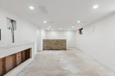 1355 Augustine Drive Burlington ON L7P 2M9