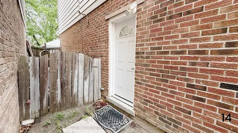 184 Weybridge Trail Brampton ON L6V 3W2