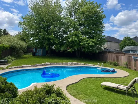 41 Ironhorse Crescent Caledon ON L7E 2K6