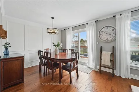 1478 Epping Court Burlington ON L7M 1P6